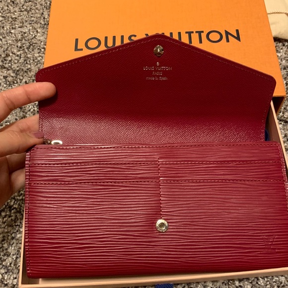 LV Sarah Wallet - Picture 4 of 7